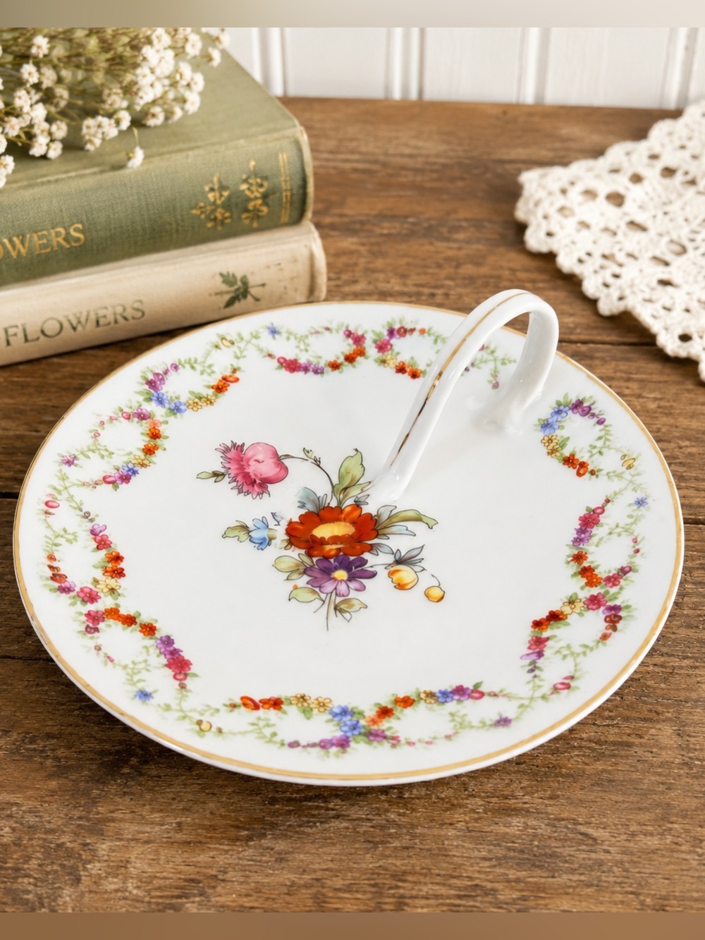 Aria White Handled Floral Serving Plate with Gold Trim